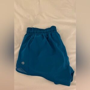 NWT Lululemon Hotty Hot Short 2.5 inch | Hawaiin Blue Size 8